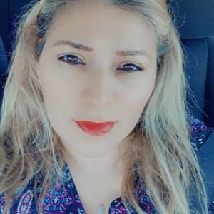 Meet your Posher, Macaria